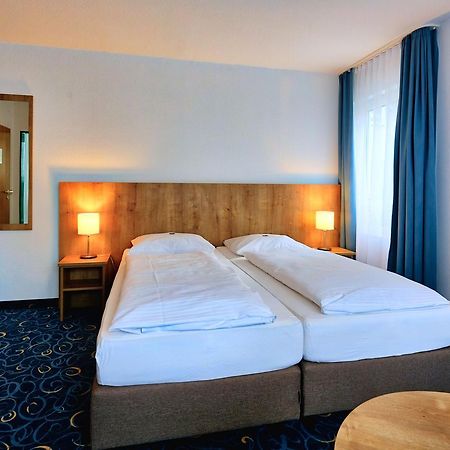 Appartis - Hotel Am Stadtpark Sindelfingen Extérieur photo